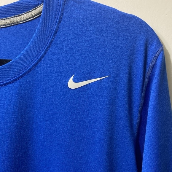 NIKE ,MEN,DARK ROYAL BLUE,DRI-FIT,SHORT SLEEVE,ATHLETIC T-SHIRT.SIZE-LAR… - Picture 10 of 12